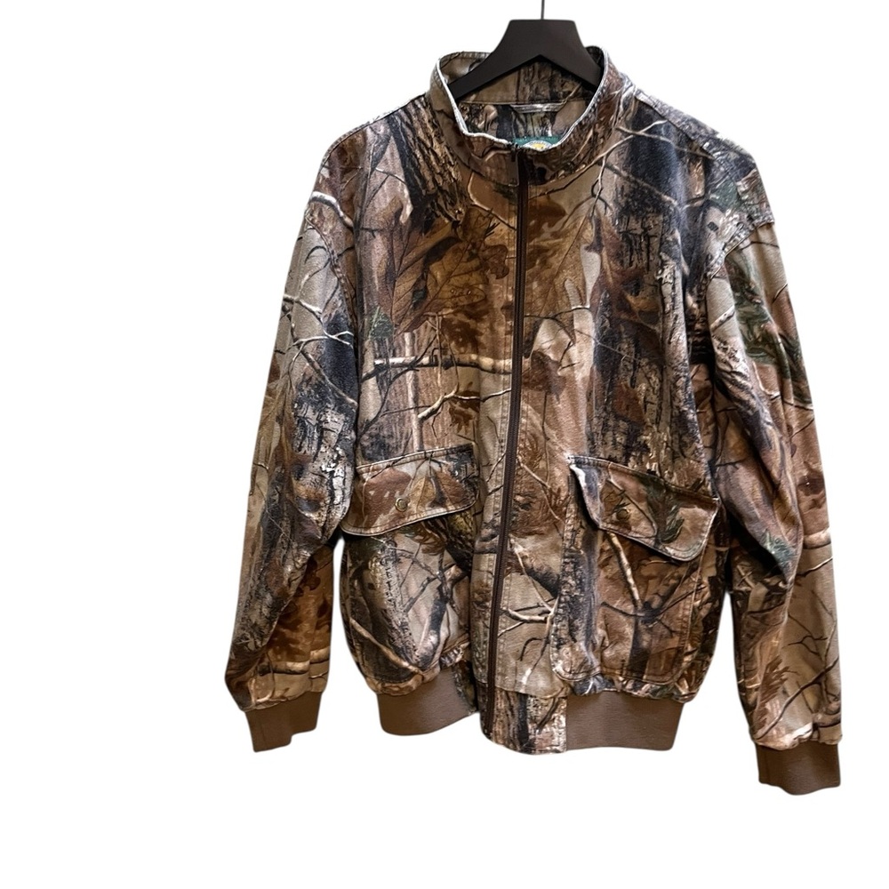 Cabela Camouflage Jacket with Pockets size large